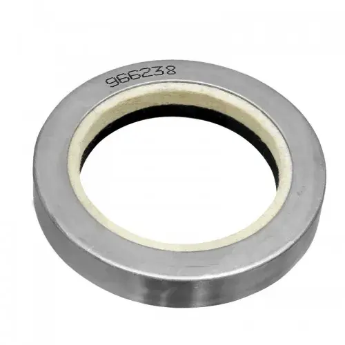 Bague d‘étanchéité extérieure - pont arrière - Massey Ferguson - MF825, MF122, MF130 Certifié